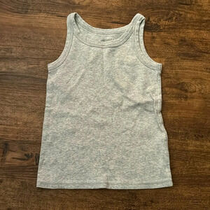 Gray tank top size 3t